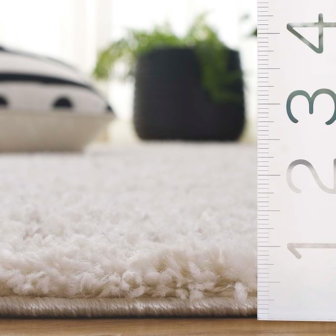 SAFAVIEH Arizona Shag Collection 6'7" Round Ivory/Beige ASG741A Moroccan Non-Shedding Living Room Bedroom Dining Room Entryway Plush 1.6-inch Thick Area Rug