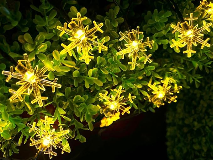 Solar Christmas Lights Outdoor Waterproof 30 LED 20 ft 8 Modes Solar Powered Snowflake String Lights for Garden Patio Yard Home Christmas Tree Parties(Warm White)