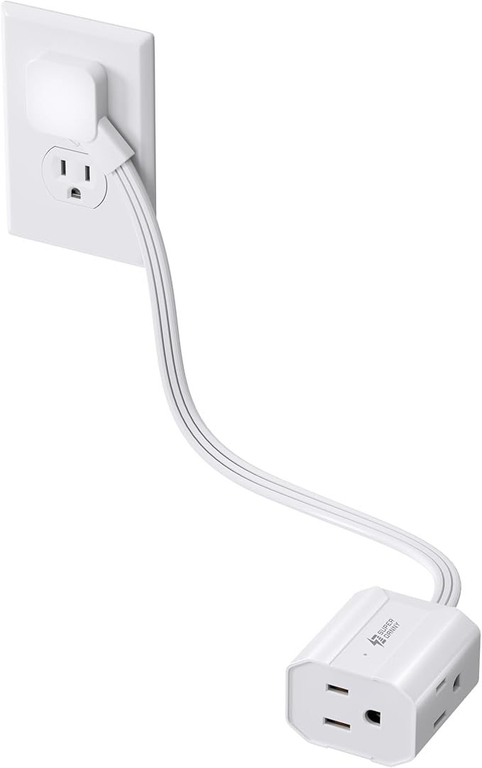 Short Extension Cord 1.5ft SUPERDANNY Right Angled Flat Plug Power Strip, 13A Indoor Extension Cord with 3 Outlets, Small for Office Home Appliances,Non Surge Protector for Cruise,White