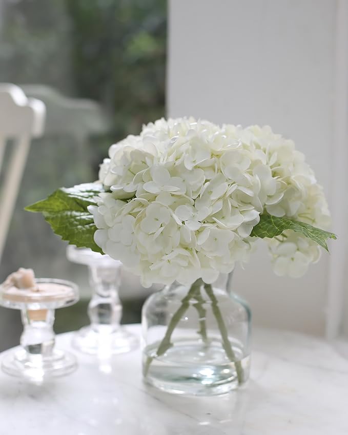 Real Touch Artificial Flowers Whith White Hydrangea in Vase for Home Decoration, Fake Flowers Centerpieces for Tables, Lifelike Fake Hydrangea in Vase for Bathroom, Office and Water Bar