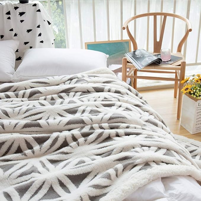 LOMAO Sherpa Fleece Blanket 90x90 Fuzzy Soft Throw Blanket Dual Sided Blanket for Couch Sofa Bed (Grey, 90''x90'')