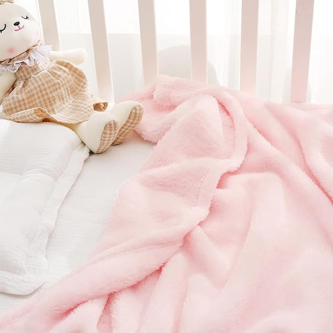 Exclusivo Mezcla Plush Fuzzy Fleece Throw Blanket, Super Soft, Fluffy and Warm Blankets for Couch, Bed, All Season Use (40x50 Inches, Light Pink)