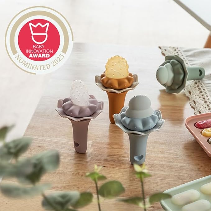 Moonkie Baby Fruit Feeder, BPA Free Silicone Food Feeder for Infant Self Feeding, Mesh Feeder with Two Pouches, Baby Shower Gifts 4 Months+, 2 Pack