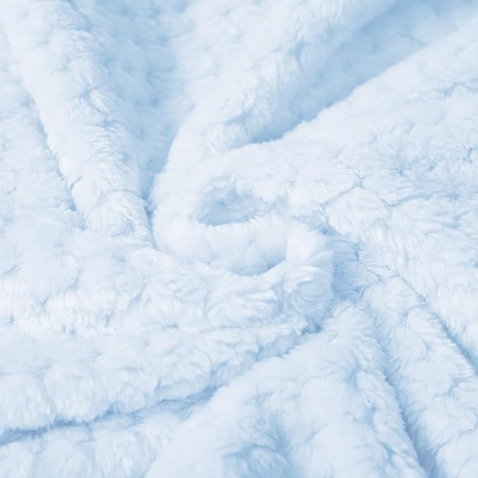 Exclusivo Mezcla Fleece Throw Blanket, Super Soft and Warm Blankets for Couch, Sofa and Bed Waffle Textured, Cozy, Fuzzy and Lightweight (Light Blue, 40x50 Inches)