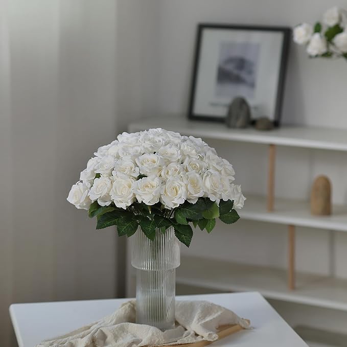 FOTEEWL 60 Pcs Artificial Rose Flower Realistic Faux Silk Roses Stem Fake Roses Bouquet for Flower Arrangement,Wedding Centerpieces,Party,Home Decorations (Beige)