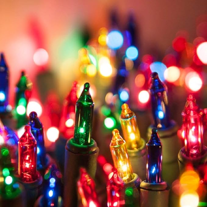 Holiday Essence Chasing Christmas Lights, 8 Function Controller 140 Multi Colored Mini Bulbs Green Wire Indoor String Lights, 31.2 Feet Long Holiday Decor