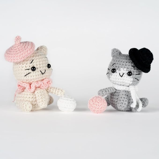 Wizardi Amigurumi DIY Crochet Kit - Cats F07N8-M123