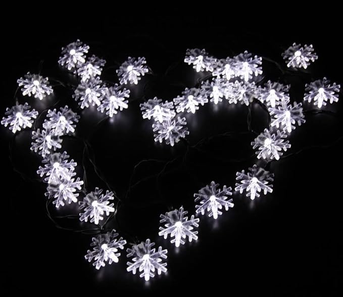 Solar Christmas String Lights Outdoor Waterproof 30 LED 20Feet Solar Snowflake Christmas Fairy Lights Decorations with 8 Lighting Modes for Garden Patio Yard Porch Wedding Party Decor(White)