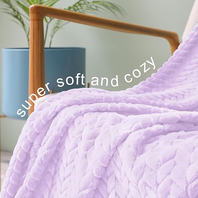 Exclusivo Mezcla Fleece Throw Blanket for Couch, 50x70 Inches Soft Cozy Jacquard Flannel Blankets, Lightweight Fuzzy Plush Warm Throws for Winter, Lilac Purple