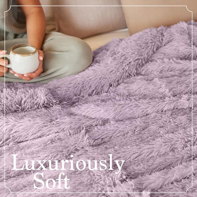 The Connecticut Home Co Throw Blanket Soft Fluffy Room Decor, Cozy Warm Throws for Bed, Couch, Gifts for Women, Bedroom Cute Aesthetic Blankets Shag and Sherpa, 65x50, Purple