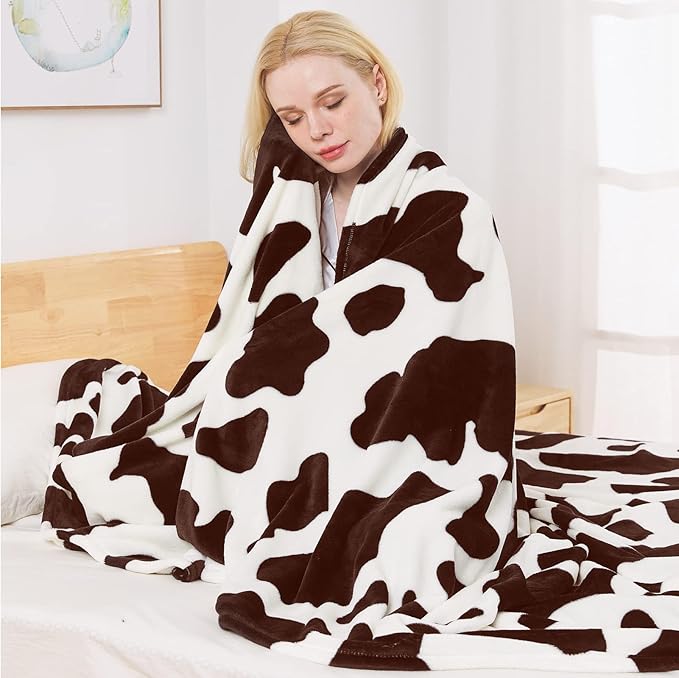 Richave Fleece Cow Print Blanket for All Season - Premium Lightweight Anti-Static Brown and Ivory Queen/Full Size Blankets, Bedroom Decor 90" x 90"(Brown Cow)