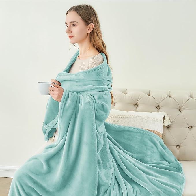 BEDELITE Fleece Blanket Haze Blue Throw Blankets for Couch & Bed, Luxury Plush Cozy Fuzzy Blanket 50" x 60", Super Soft Warm Lightweight Throw Blanket for Travel Camping