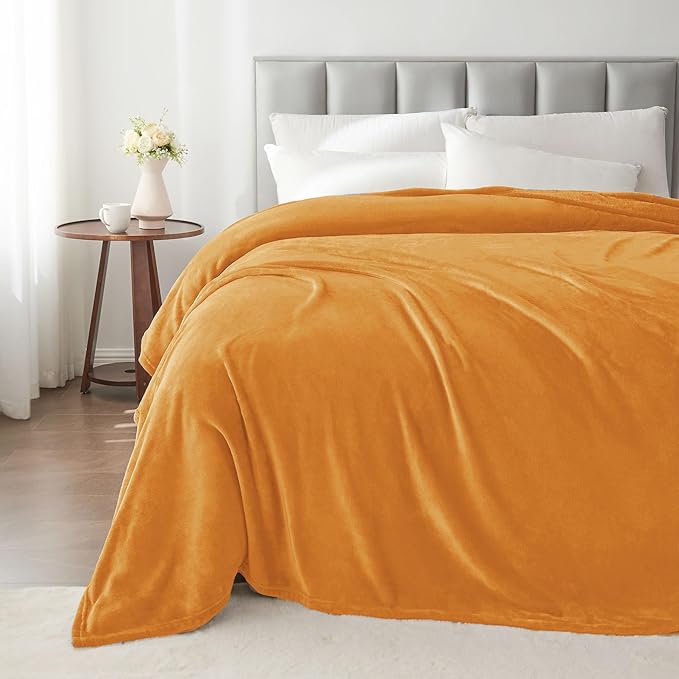 BEDELITE Fleece Blanket Twin Size Burnt Orange Throw Blankets for Couch & Bed, 300GSM Luxury Plush Cozy Fuzzy Fall Blanket 60x80 inches, Super Soft & Warm Blankets for Travel Camping