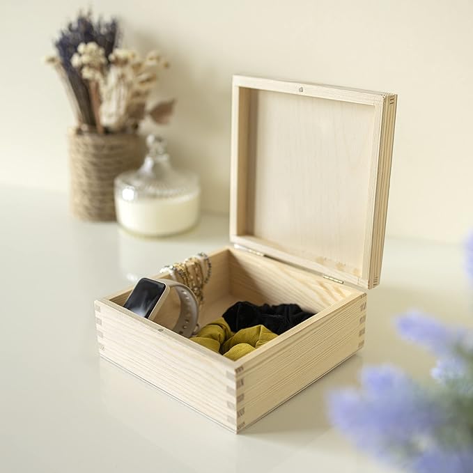 Wooden Storage Box Unpainted Plain | 6.37 x 6.37 x 2.83 in | Square Box with Lid | Perfect for Storing Valuables & Small Items in The Office or Bedroom | Jewelry Box