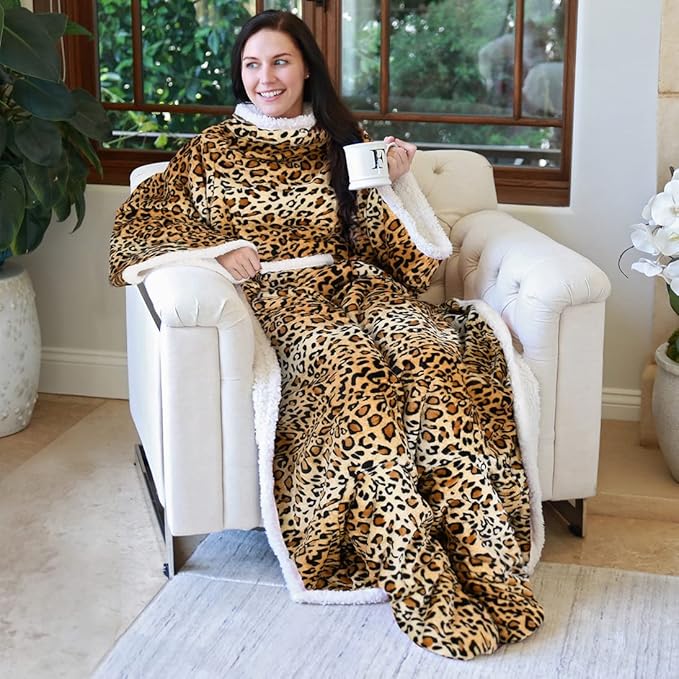 Catalonia Sherpa Wearable Blanket with Sleeves & Foot Pockets for Adult Women Men, Comfy Snuggly Wrap Sleeved Throw Blanket Robe, Gift Idea, Cheetah