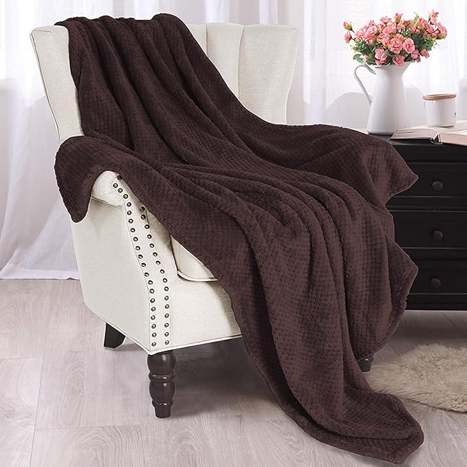 Exclusivo Mezcla Fleece Throw Blanket Extra Large, Super Soft and Warm Blankets for Couch, Sofa and Bed Waffle Textured, Cozy, Fuzzy and Lightweight (Coffee, 50x70 Inches)