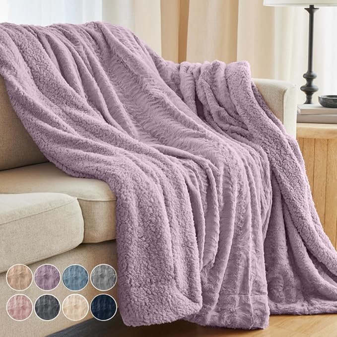 The Connecticut Home Co Throw Blanket for Couch, Soft Fluffy Room Decor, 70x60, Cozy Warm Throws for Bed, Couches, Gifts for Women, Bedroom Cute Aesthetic Blankets Faux Fur and Sherpa, Purple