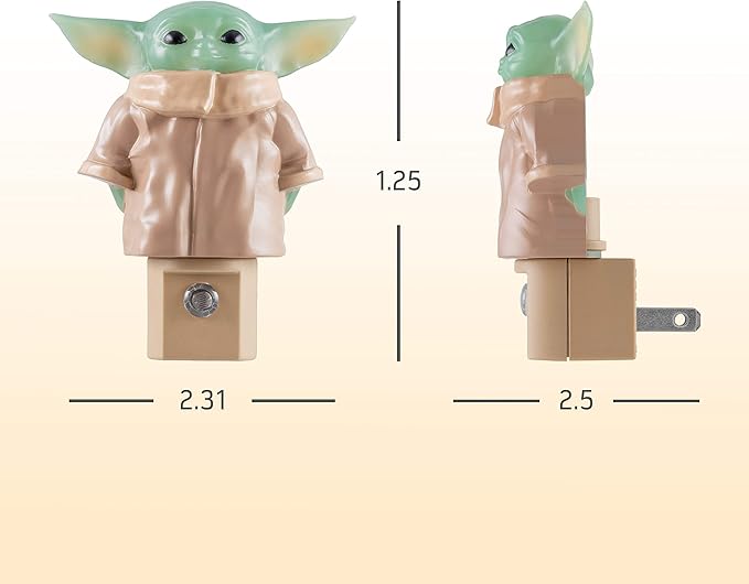 STAR WARS LED Night Light, Baby Yoda Figure, Plug-in, Dusk to Dawn Sensor, Mandalorian, Grogu, UL-Certified, Cute Nightlight for Kids, Bedroom, Bathroom, Hallway, Game Room, Gifts, 53233