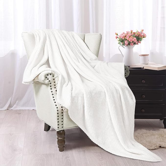 Exclusivo Mezcla Fleece Throw Blanket Extra Large, Super Soft and Warm Blankets for Couch, Sofa and Bed Waffle Textured, Cozy, Fuzzy and Lightweight (Off White, 50x70 Inches)