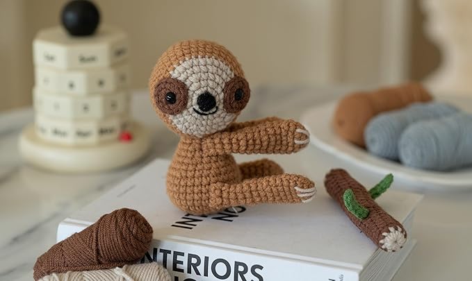 Wizardi Amigurumi DIY Crochet Kit - Sloth and Koala F07N8-M207