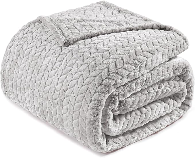 Exclusivo Mezcla Fleece Twin Size Blanket for Bed, 90x66 Inches Soft Cozy Jacquard Flannel Blankets, Lightweight Fuzzy Plush Warm for Winter, Light Grey