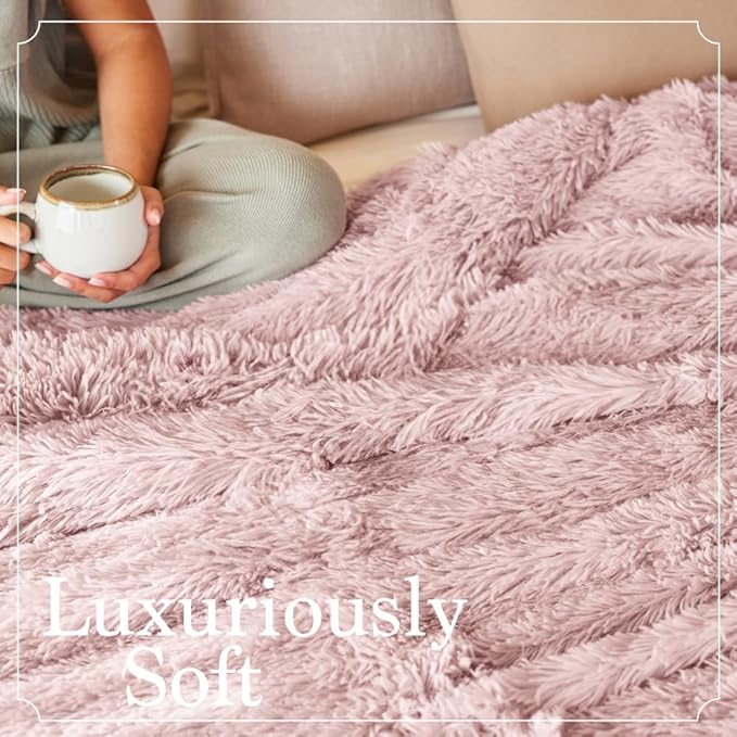 The Connecticut Home Co Throw Blanket Soft Fluffy Room Decor, 70x60, Cozy Warm Throws for Bed, Couch, Gifts for Women, Bedroom Cute Aesthetic Blankets Shag and Sherpa, Dusty Rose