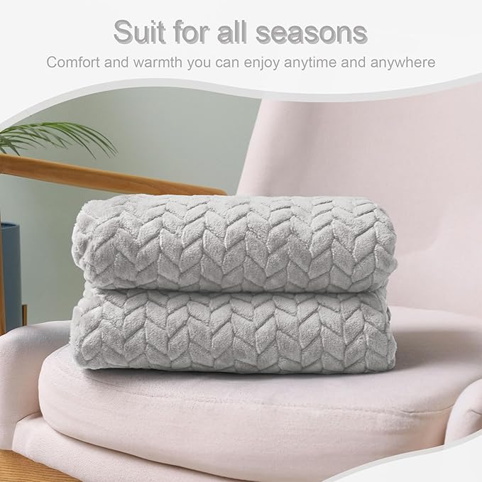 Exclusivo Mezcla Fleece Throw Blanket for Couch, 50x70 Inches Soft Cozy Jacquard Flannel Blankets, Lightweight Fuzzy Plush Warm Throws for Winter, Light Grey
