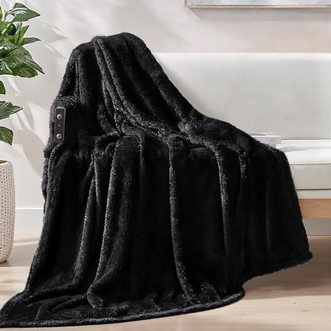 Exclusivo Mezcla Plush Fuzzy Fleece Throw Blanket Extra Large, Super Soft, Fluffy and Warm Blankets for Couch, Bed, Suitable for All Seasons (50x70 Inches, Black)