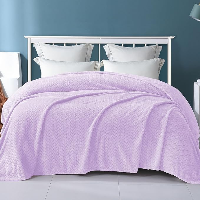 Exclusivo Mezcla Fleece Queen Size Blanket for Bed, 90x90 Inches Soft Cozy Jacquard Flannel Blankets, Lightweight Fuzzy Plush Warm for Winter, Lilac Purple