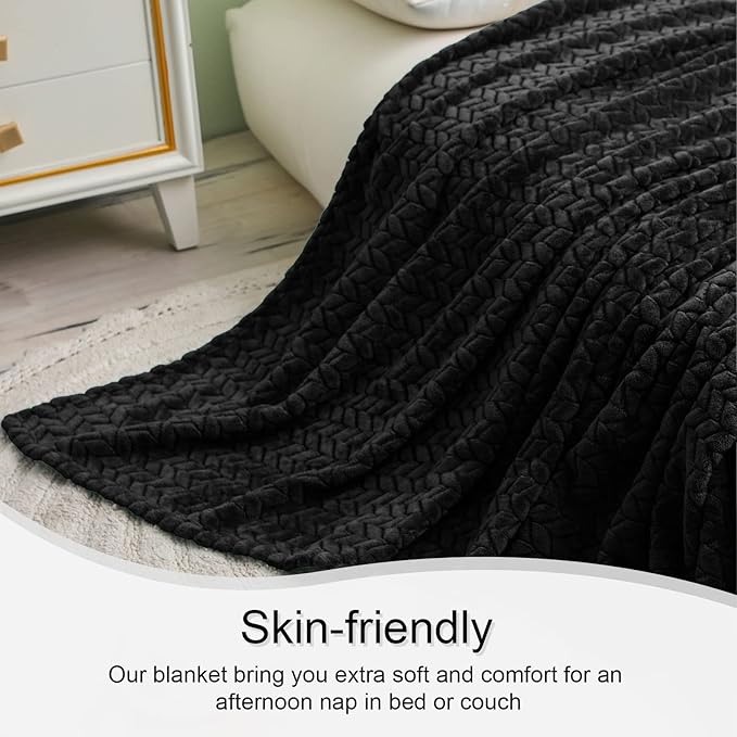Exclusivo Mezcla Fleece Queen Size Blanket for Bed, 90x90 Inches Soft Cozy Jacquard Flannel Blankets, Lightweight Fuzzy Plush Warm for Winter, Black