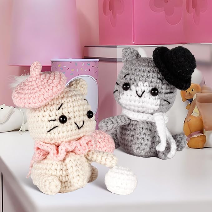 Wizardi Amigurumi DIY Crochet Kit - Cats F07N8-M123