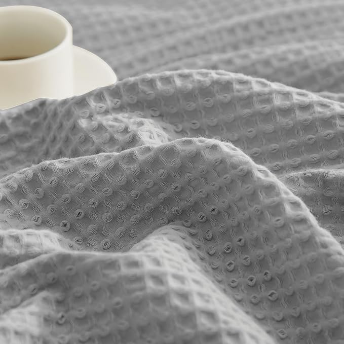 PHF 100% Cotton Waffle Weave Throw Blanket，Pre-Washed Snag Proof Lightweight Breathable Moisture-Wicking for Layering in Cold Weather for Couch Bed,Machine Washable,Home Decor Gift-Light Grey