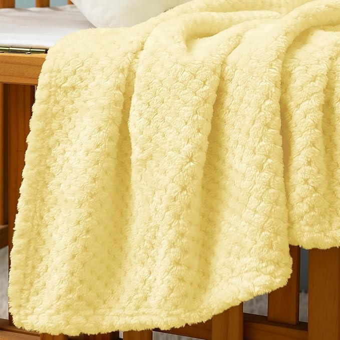 Exclusivo Mezcla Fleece Throw Blanket, Super Soft and Warm Blankets for Couch, Sofa and Bed Waffle Textured, Cozy, Fuzzy and Lightweight (Light Yellow, 40x50 Inches)