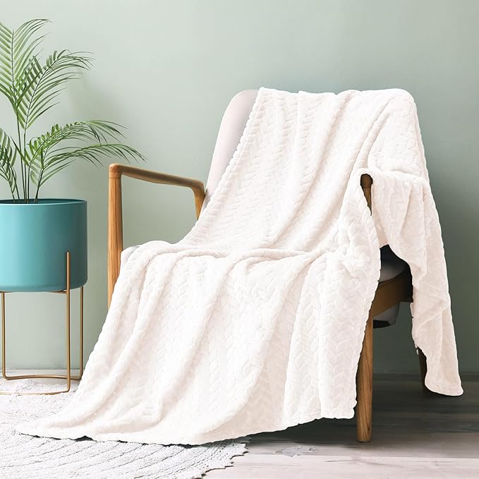 Exclusivo Mezcla Fleece Throw Blanket for Couch, 50x70 Inches Soft Cozy Jacquard Flannel Blankets, Lightweight Fuzzy Plush Warm Throws for Winter, Off White