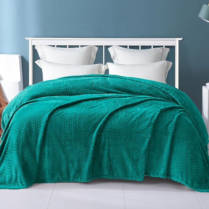 Exclusivo Mezcla Fleece Queen Size Blanket for Bed, 90x90 Inches Soft Cozy Jacquard Flannel Blankets, Lightweight Fuzzy Plush Warm for Winter, Teal