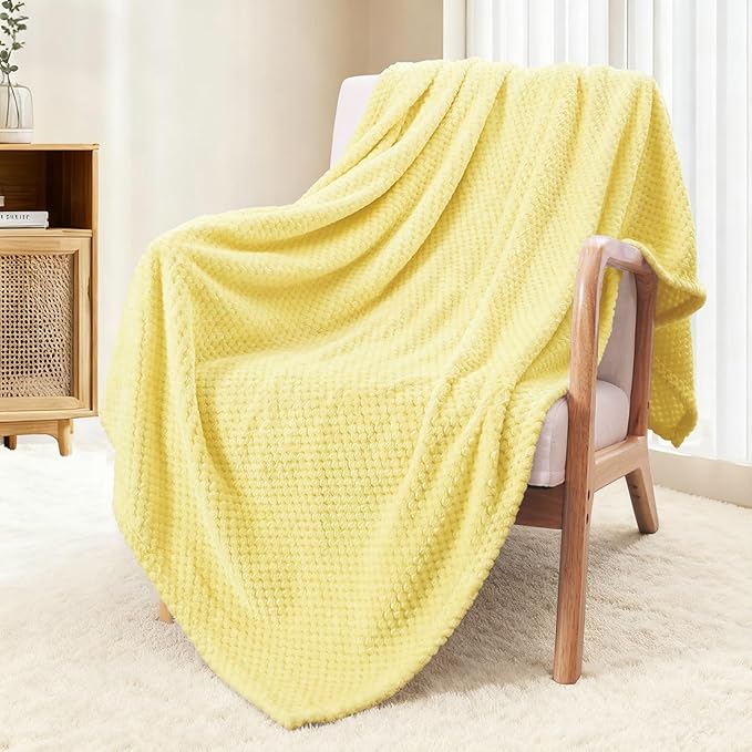 Exclusivo Mezcla Fleece Throw Blanket Extra Large, Super Soft and Warm Blankets for Couch, Sofa and Bed Waffle Textured, Cozy, Fuzzy and Lightweight (Light Yellow, 50x70 Inches)