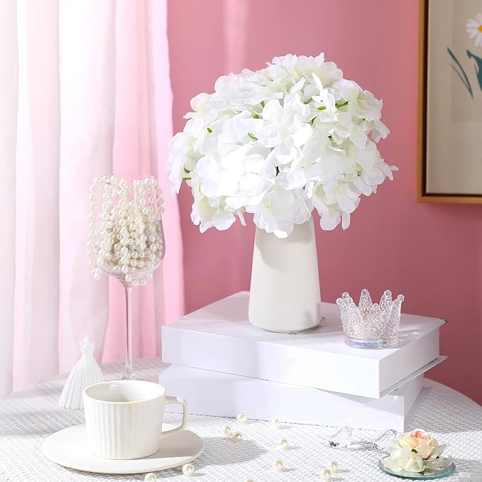 Zeyune 200 Pcs Hydrangea Artificial Flowers, Silk Flower Heads with Stems, Fake Hydrangea Bouquet for Wedding Arch Centerpiece DIY Floral Home Decoration (White)