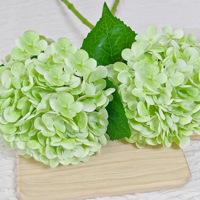 Real Touch Green Hydrangea Artificial Flowers with Stems, Fake Silk Flowers for Outdoors, 3 Pcs Artificial Flowers for Home Decor Wedding Bouquets Centerpieces Vase