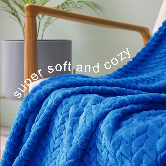 Exclusivo Mezcla Fleece King Size Blanket for Bed, 90x104 Inches Soft Cozy Jacquard Flannel Blankets, Lightweight Fuzzy Plush Warm for Winter, Cobalt Blue