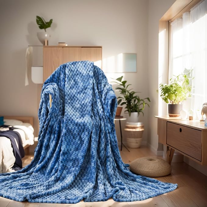 Richave Queen Size Fleece Blanket,Premium Lightweight Anti-Static 90x90 Inches 3D Clouds Stylish Jacquard Velvet Plush Bed Blanket for Queen Full Bed, Tie-dye Stone Blue