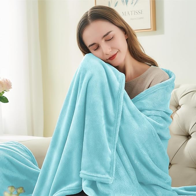 BEDELITE Fleece Blanket Twin Size Light Blue Throw Blankets for Couch & Bed, Luxury Plush Cozy Fuzzy Blanket 60x80 inches, Super Soft Warm Lightweight Throw Blanket for Travel Camping