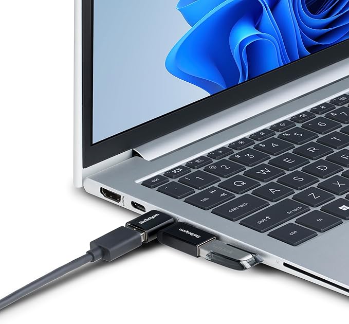 StarTech.com Right Angled USB-C to USB-A Adapter, USB 5Gbps, Compact USB-C Male to USB-A Female Adapter, Metal Housing, M/F