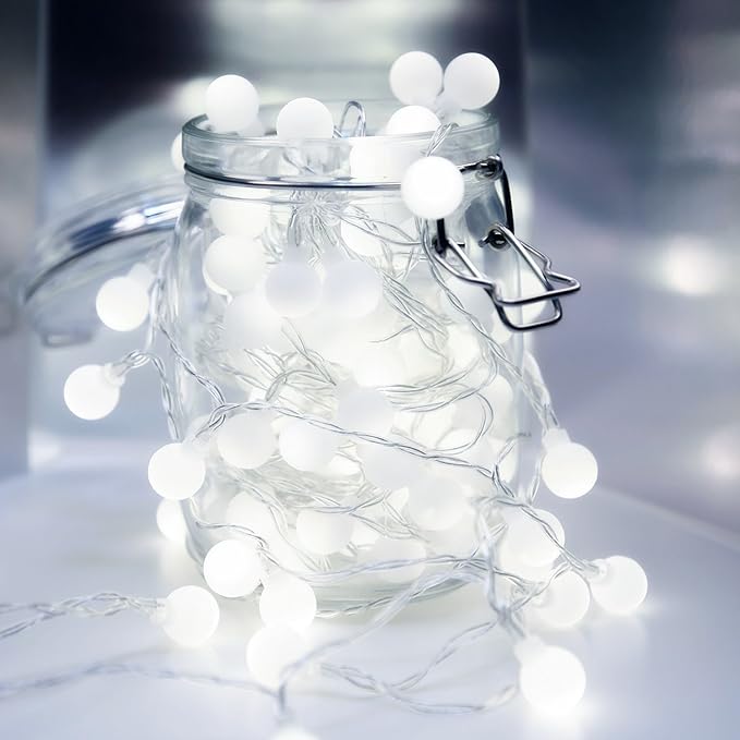 WERTIOO Battery Operated String Lights 33ft 100 LEDs Globe Christmas Lights with Remote Control for Outdoor/Indoor Bedroom,Garden,Christmas Tree[8 Modes,Timer ] (White)