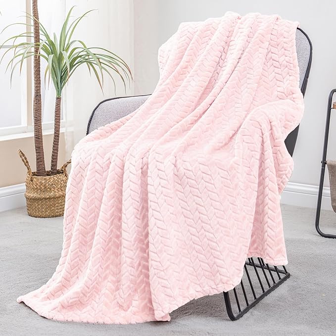 Exclusivo Mezcla Fleece Throw Blanket for Couch, 50x70 Inches Soft Cozy Jacquard Flannel Blankets, Lightweight Fuzzy Plush Warm Throws for Winter, Light Pink