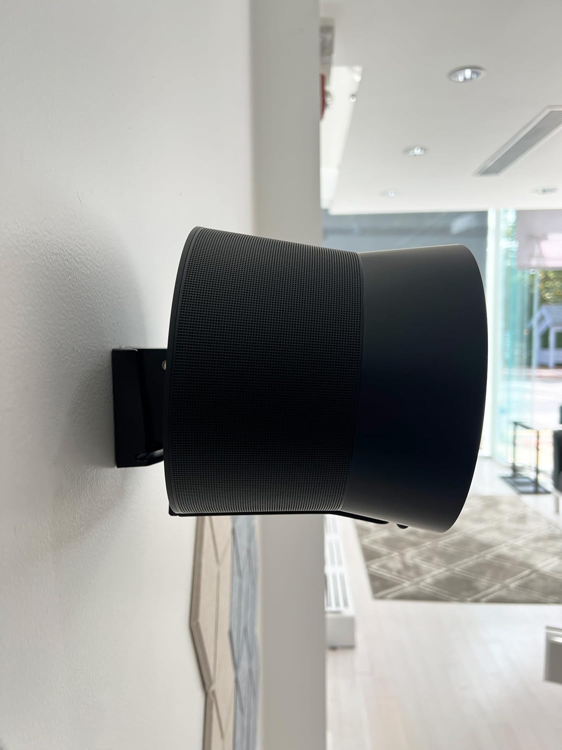 ynVISION.DESIGN Adjustable Wall Mount for Sonos ERA 300 Speaker - Black (1 Mount)
