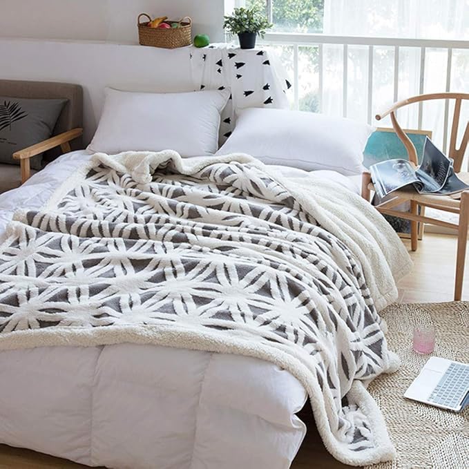 LOMAO Sherpa Fleece Blanket 90x90 Fuzzy Soft Throw Blanket Dual Sided Blanket for Couch Sofa Bed (Grey, 90''x90'')