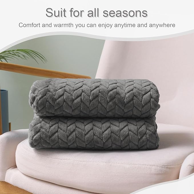 Exclusivo Mezcla Dark Grey Fleece Throw Blanket for Couch and Bed, 50x70 Inches Soft Cozy 3D Decorative Jacquard Flannel Blankets, Lightweight Fuzzy Plush Warm Throws for All Seasons