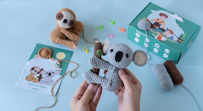 Wizardi Amigurumi DIY Crochet Kit - Sloth and Koala F07N8-M207