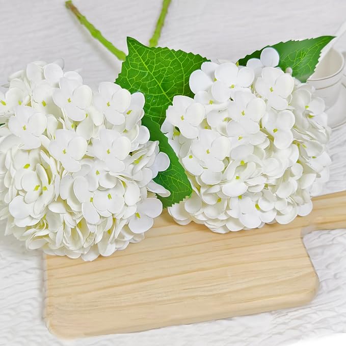Real Touch White Hydrangea Artificial Flowers with Stems, Fake Silk Flowers for Outdoors, 3 Pcs Artificial Flowers for Home Decor Wedding Bouquets Centerpieces Vase