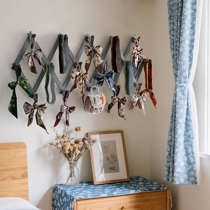 SKOLOO Accordion Wall Hanger with 16 Hooks, Modern Expandable Coat Rack Hat Rack for Wall, Solid Wooden, Dusty Gray Oak